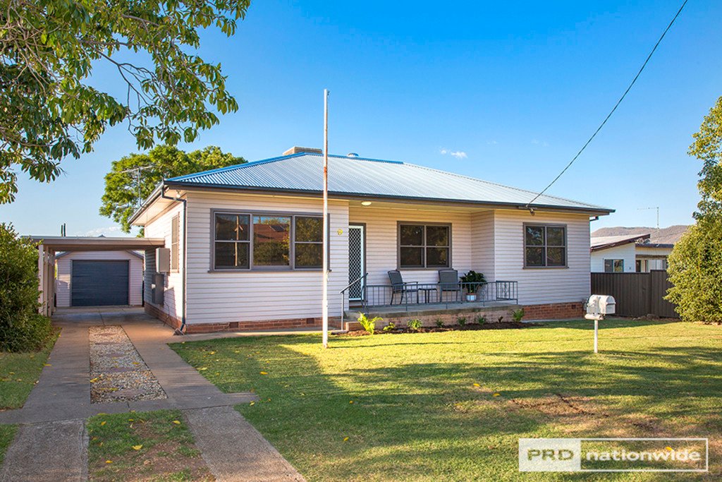 9 Elm Street, TAMWORTH NSW 2340