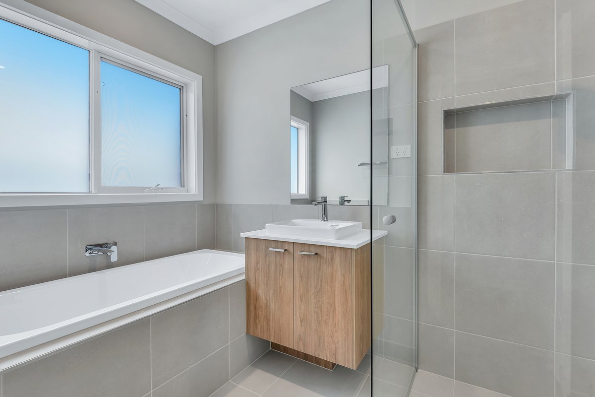 9 Esperance Cr  Ocean Grove - Residential for lease