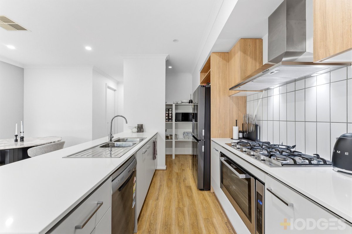 9 Frontier Circuit Tarneit - Residential for sale