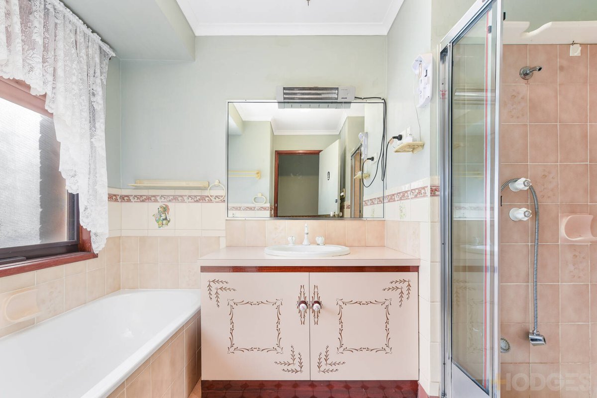 9 Hazeldean Court Hampton Park - Residential for sale