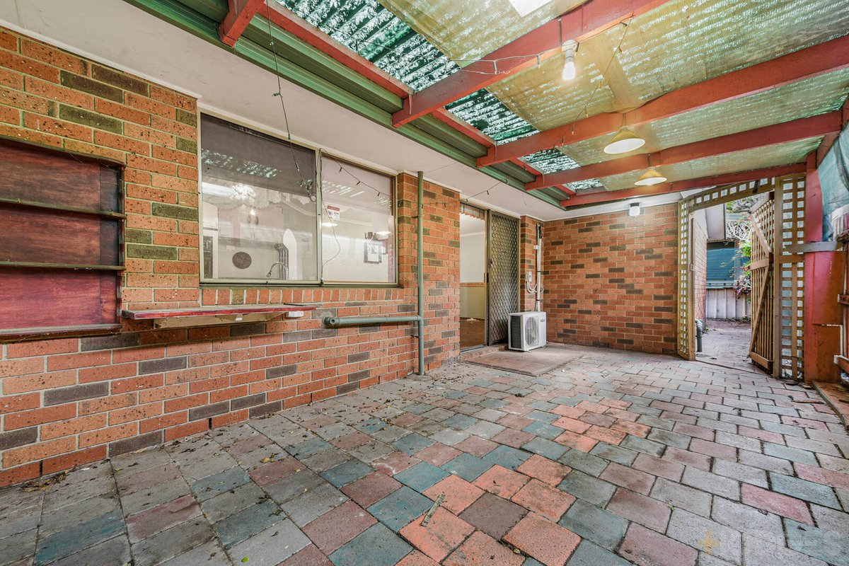 9 Hazeldean Court Hampton Park - Residential for sale