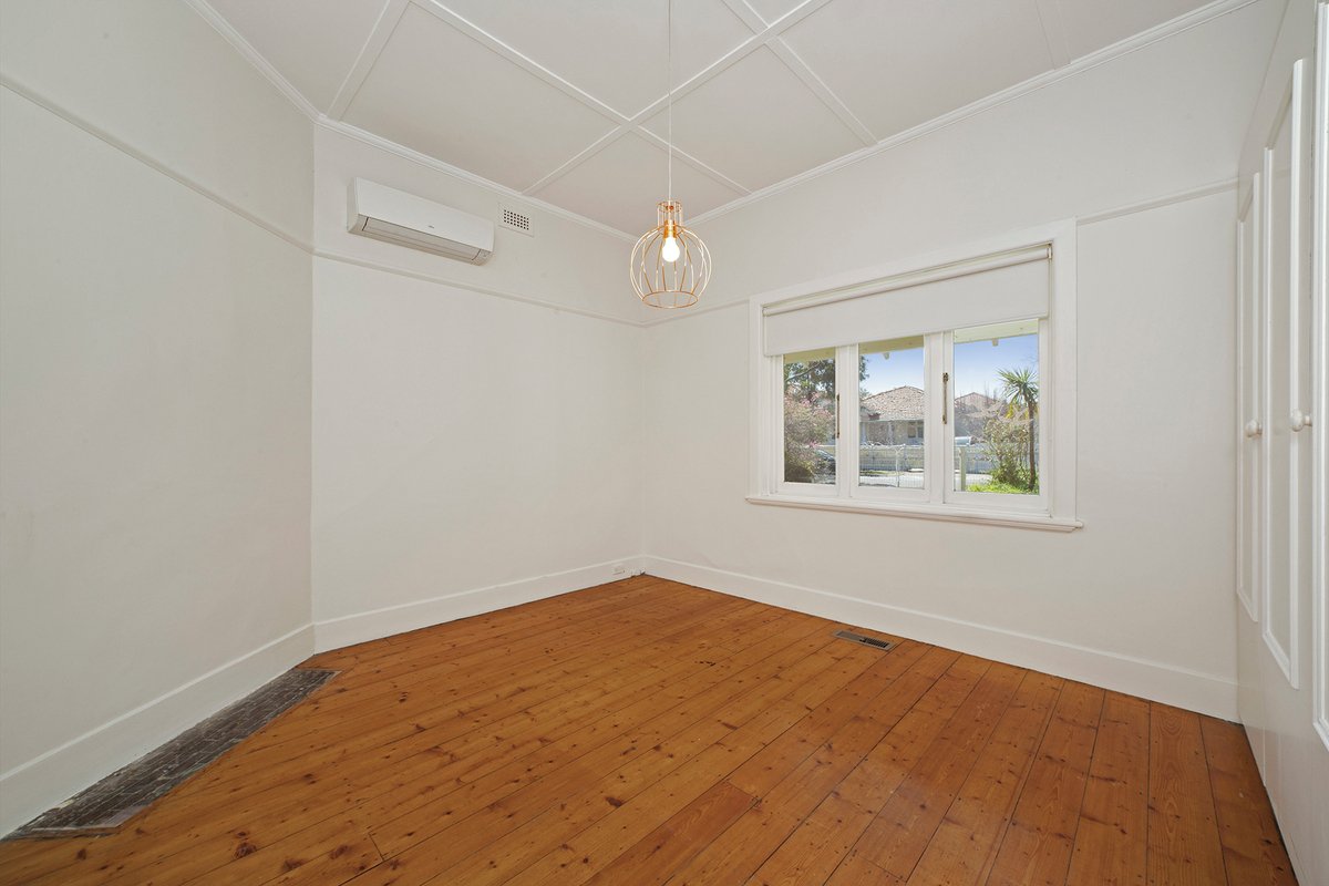 9 Imbros Street Hampton - Residential for lease