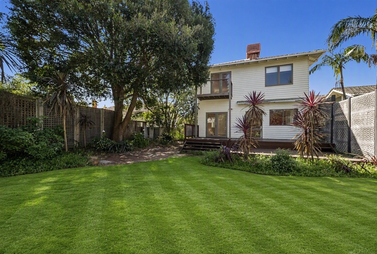 9 Imbros Street Hampton - Residential for lease