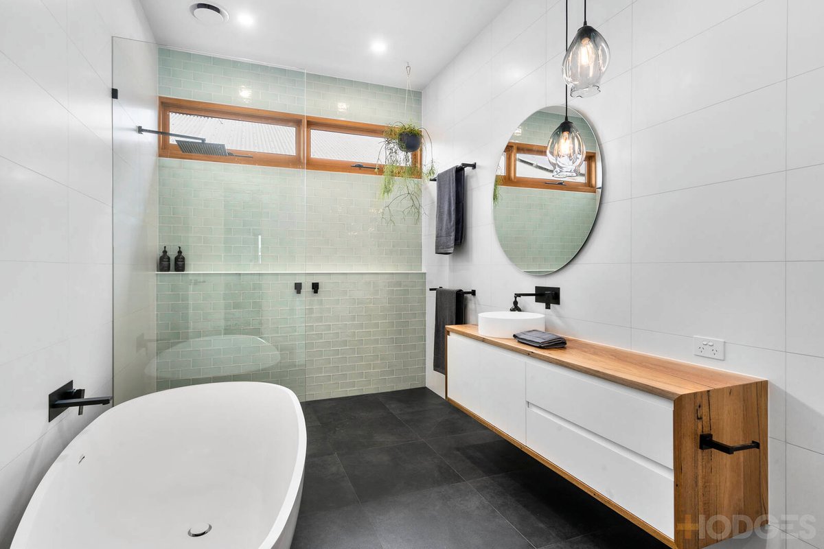 9 Laira Street Geelong West - Residential for sale