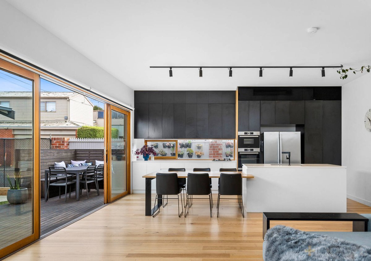 9 Laira Street Geelong West - Residential for sale