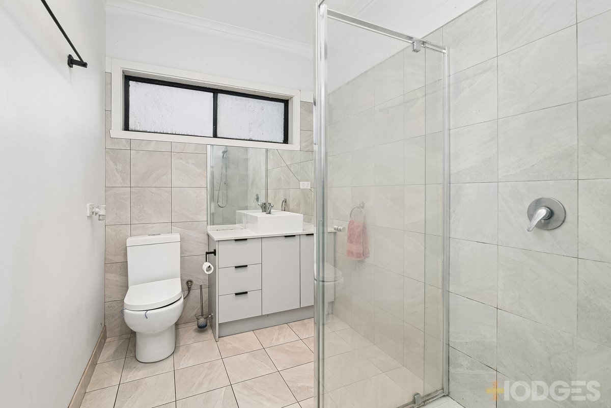 9 Lyn Court Wandong - Residential for sale