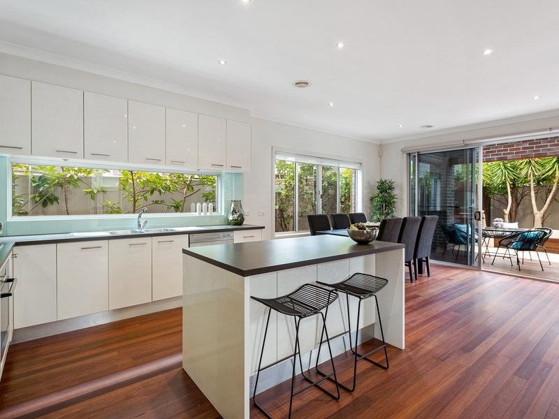9 Lyric Street MARIBYRNONG - Residential for sale