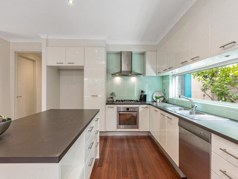 9 Lyric Street MARIBYRNONG - Residential for sale