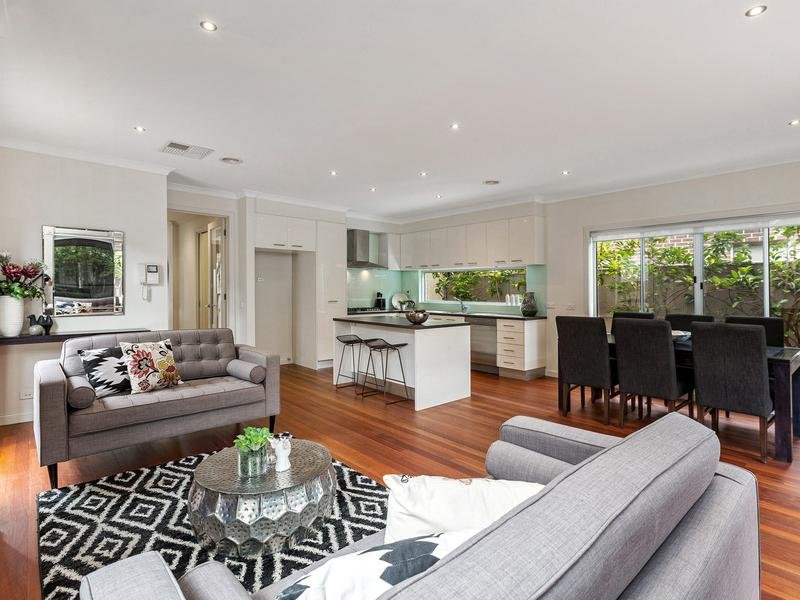 9 Lyric Street MARIBYRNONG - Residential for sale
