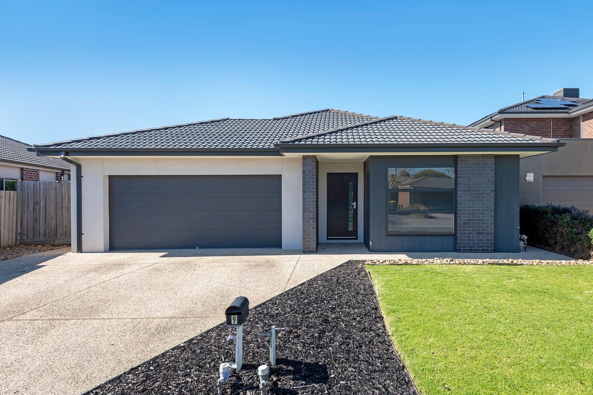 9 Mistybrook Pl  Armstrong Creek - 4 bedroom property