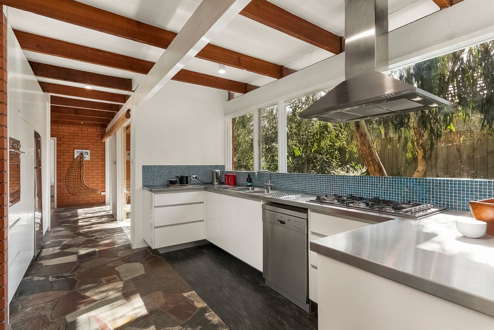 9 Moonda Grove CHELTENHAM - Residential for sale