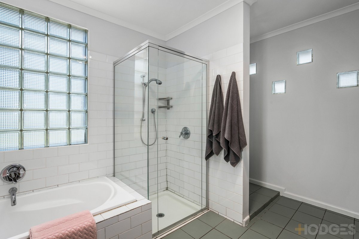 9 Pole Street Seddon - Residential for sale