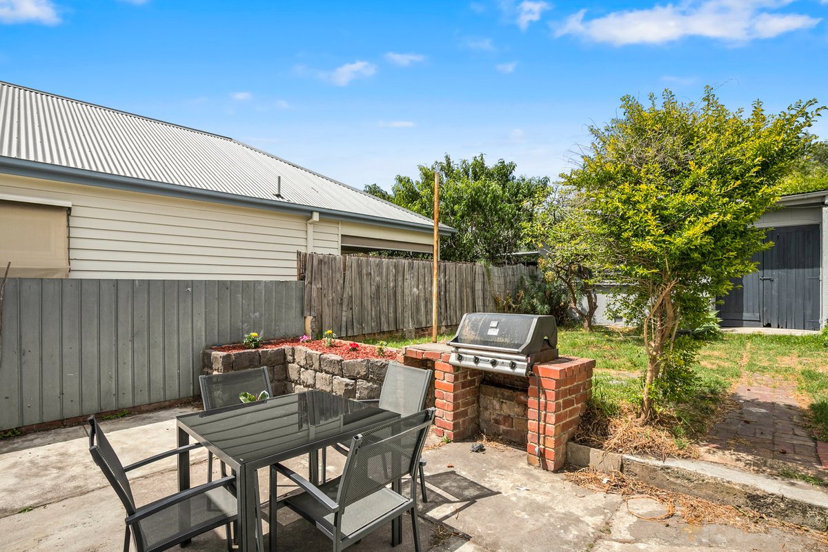 9 Pole Street Seddon - Residential for sale