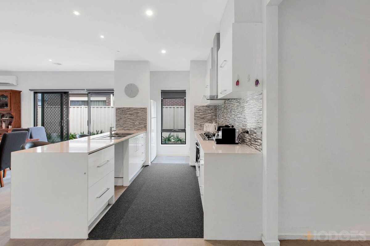 9 Sulfaro Drive Werribee - Residential for sale