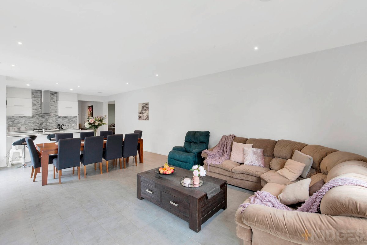 9 Sulfaro Drive Werribee - Residential for sale