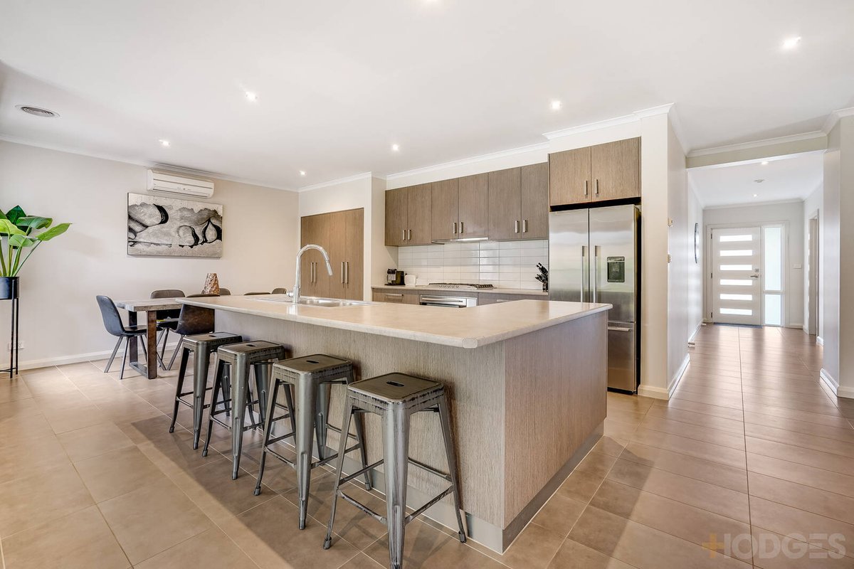 9 Tedesco Court Werribee - Residential for sale