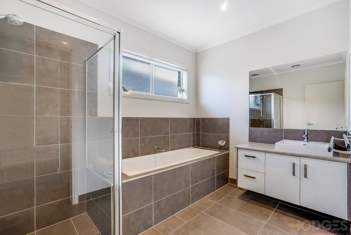 9 Tedesco Court Werribee - Residential for sale