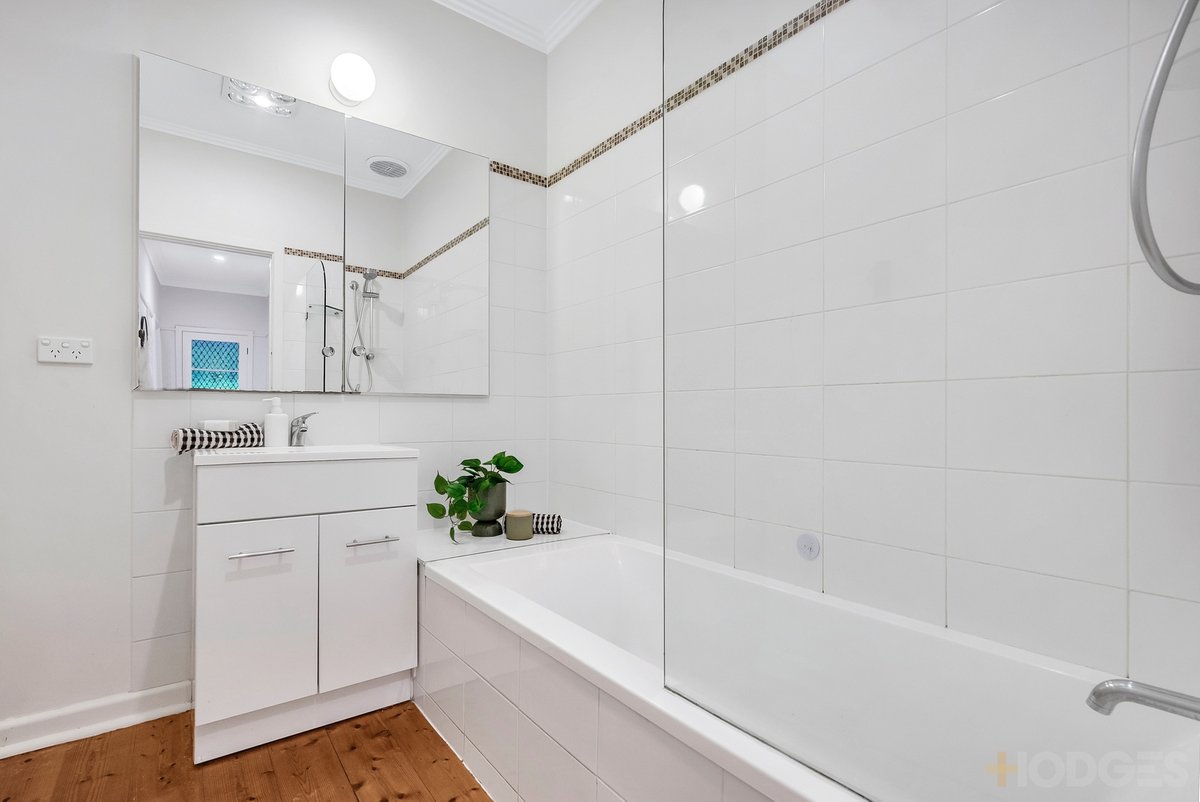 9 Walker Grove Cheltenham - Residential for sale