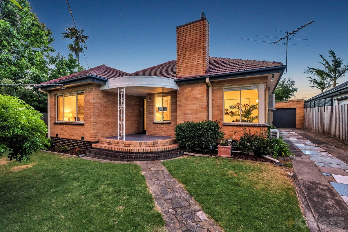 9 Walker Grove Cheltenham - Residential for sale