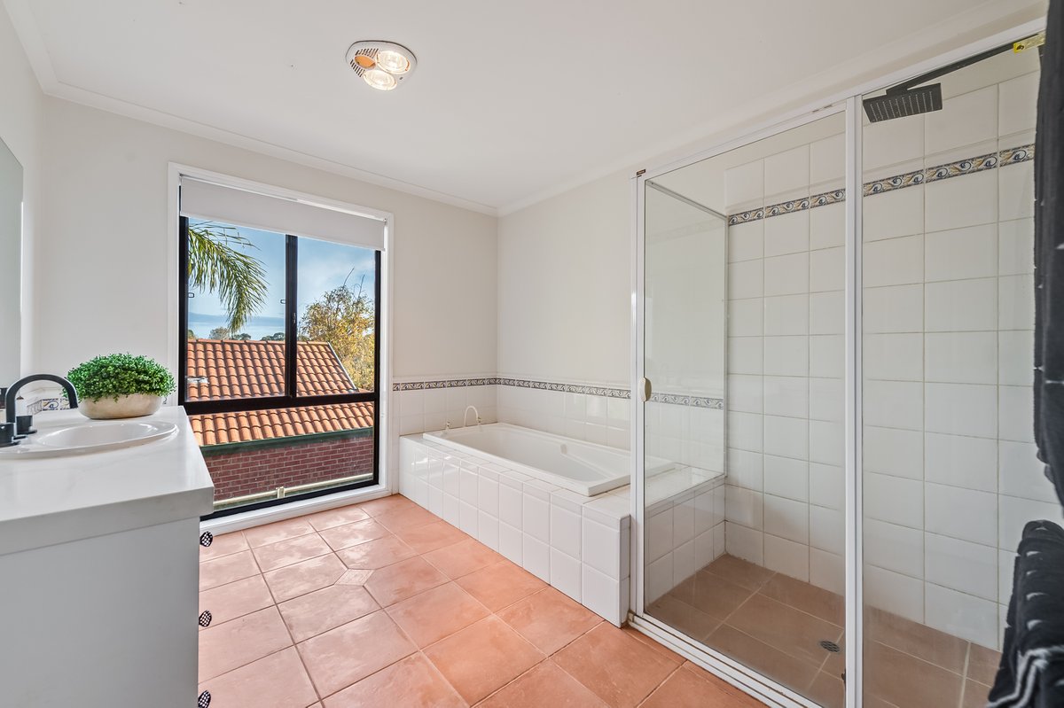 9 Whitmore Place Wyndham Vale - Residential for sale