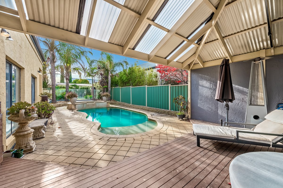 9 Whitmore Place Wyndham Vale - Residential for sale