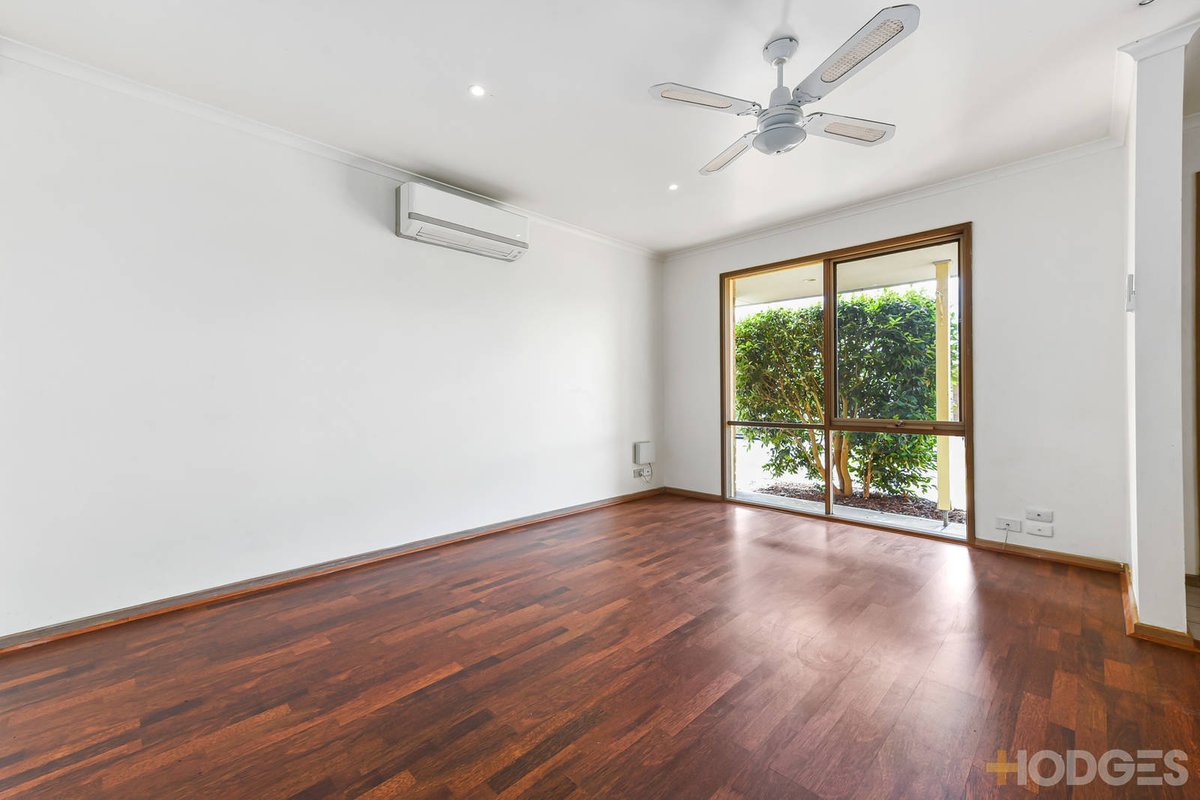 9 Willora Crescent Cranbourne West - Residential for sale