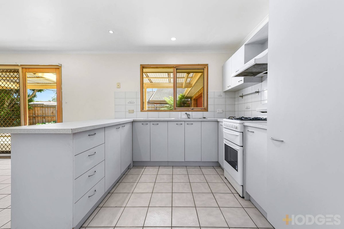 9 Willora Crescent Cranbourne West - Residential for sale
