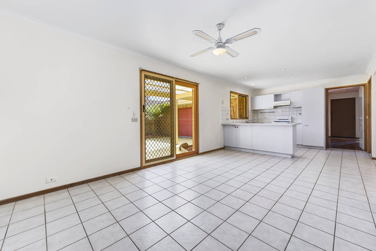 9 Willora Crescent Cranbourne West - Residential for sale