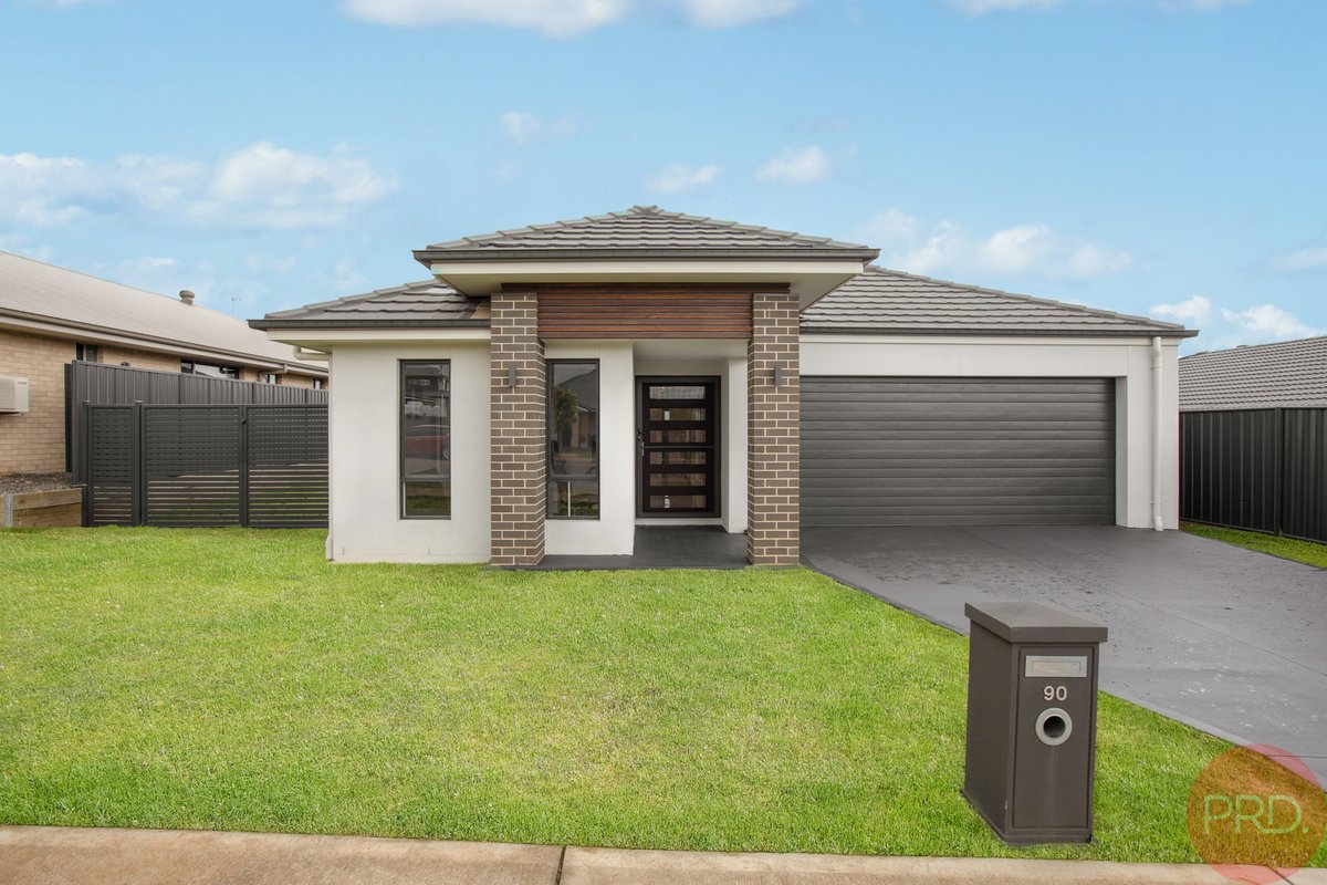 90 Averys Lane, HEDDON GRETA NSW 2321