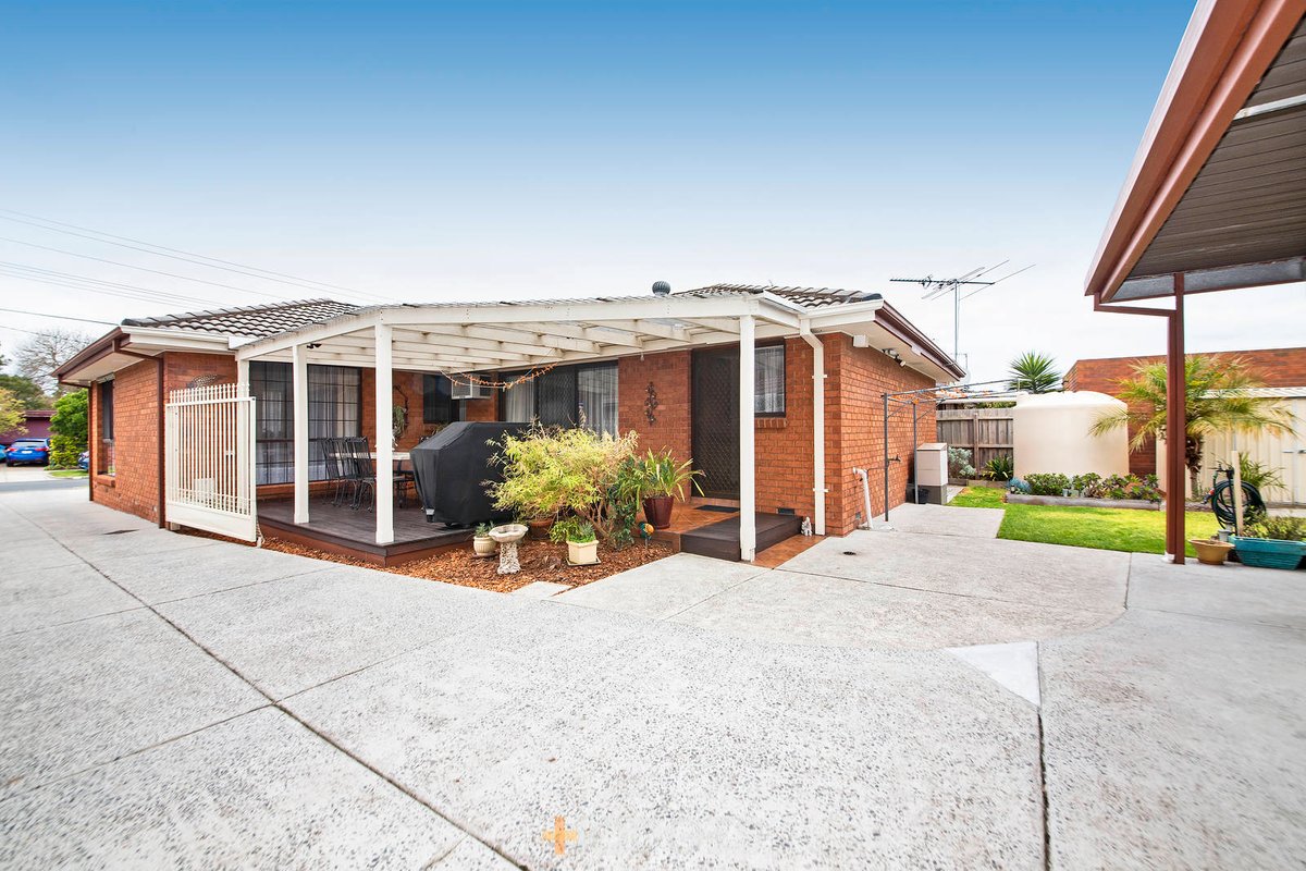 90 Benkel Avenue Cheltenham - Residential for sale