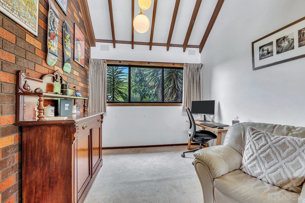90 Embankment Grove Chelsea - Residential for sale