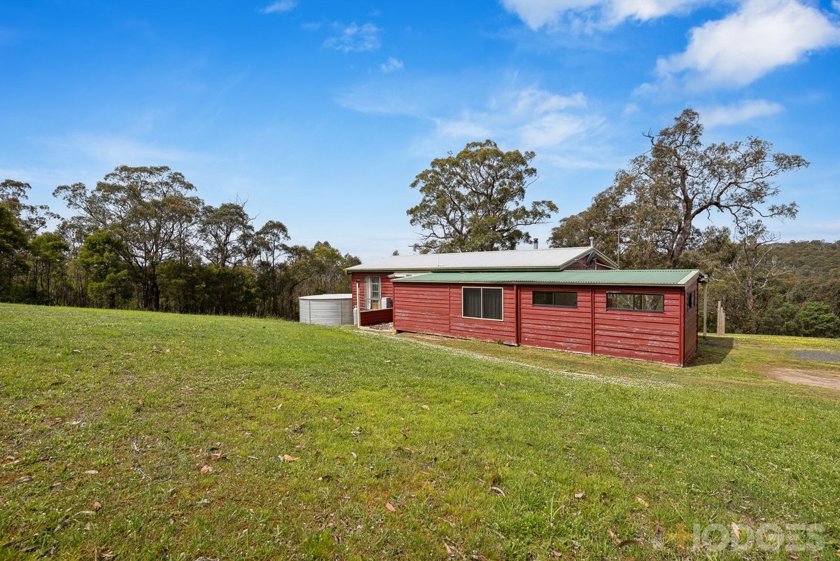 90 Ryans Rise Clonbinane - Residential for sale