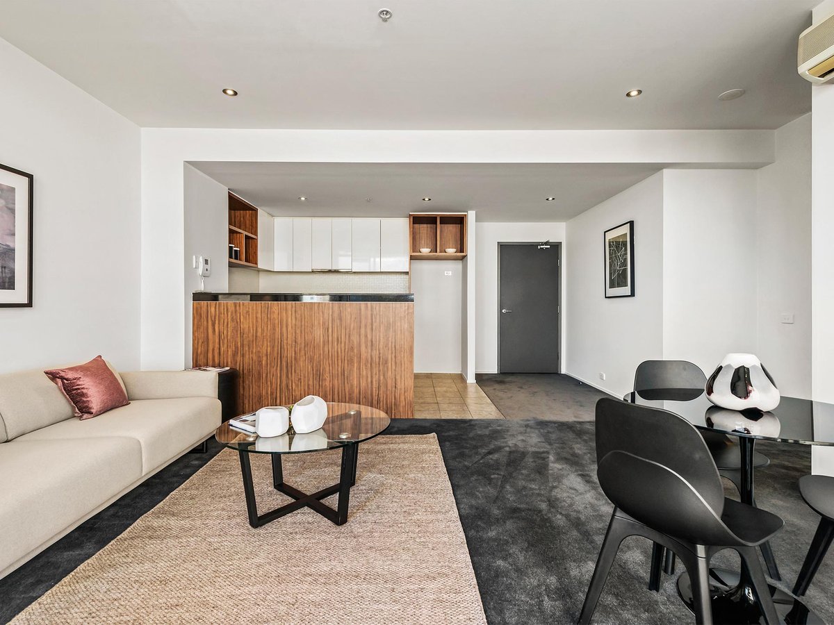 901 / 610 St Kilda Road MELBOURNE - Residential for sale