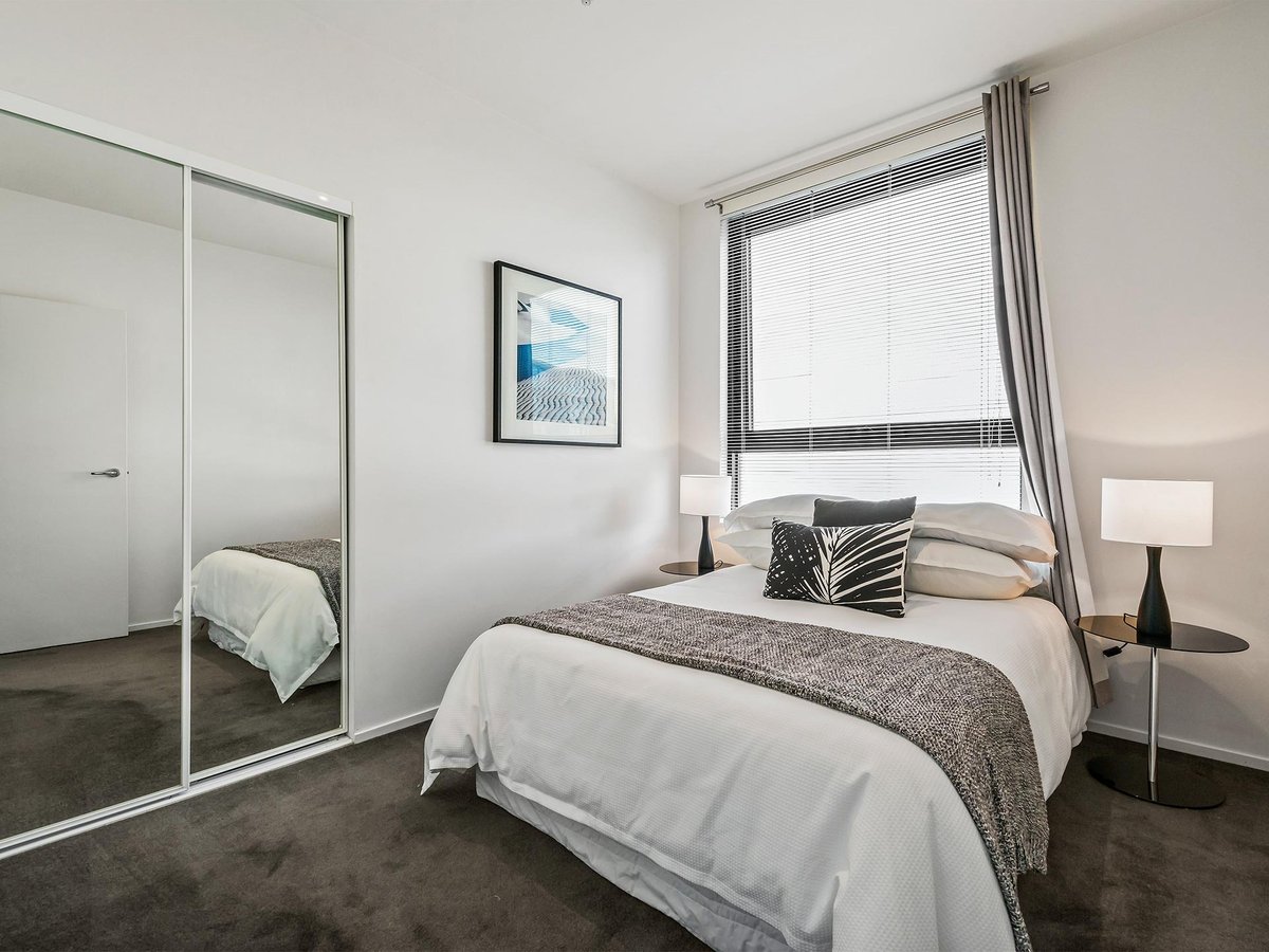 901 / 610 St Kilda Road MELBOURNE - Residential for sale