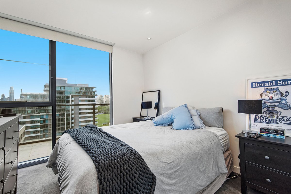 902 / 55 Queens Road MELBOURNE - Residential for sale