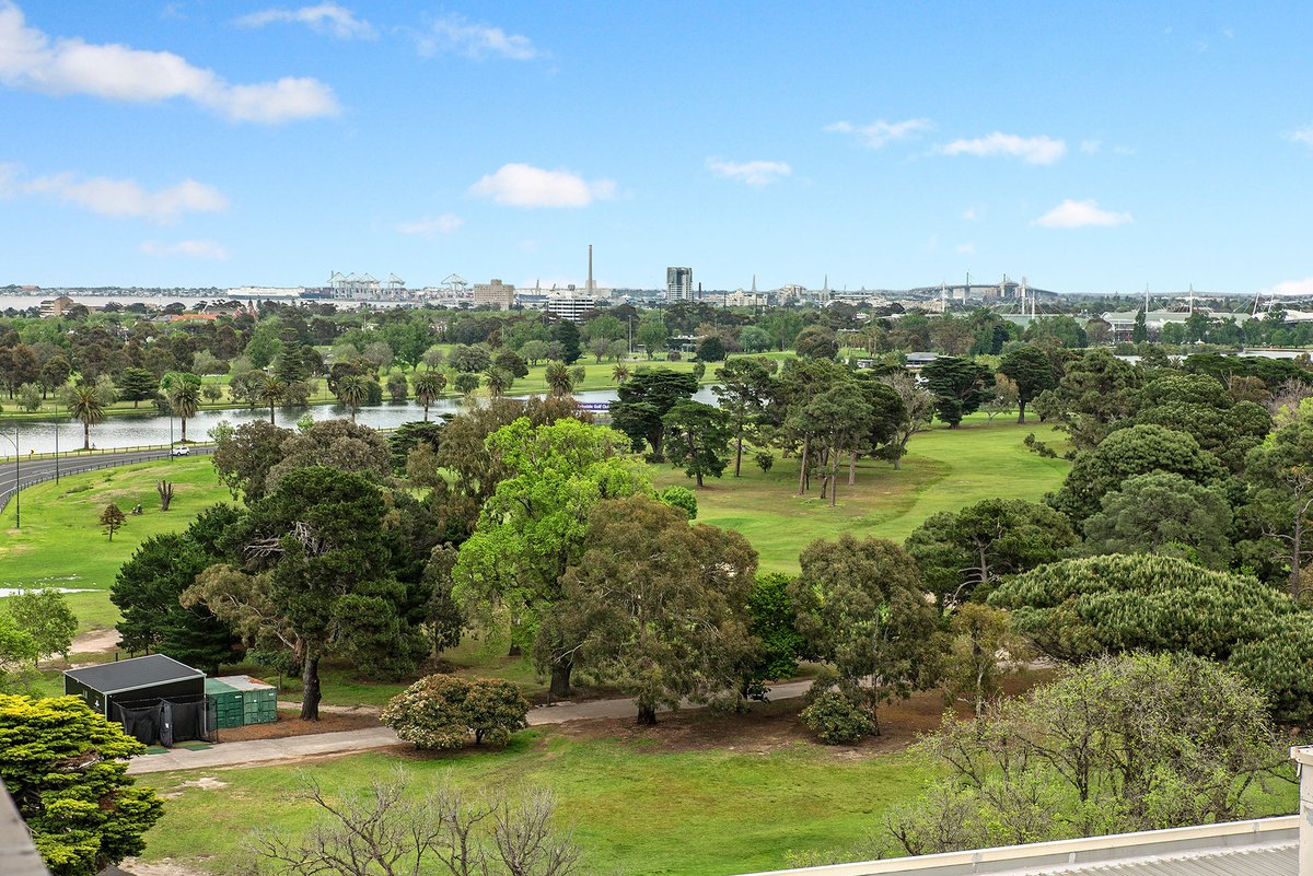 902 / 55 Queens Road MELBOURNE - Residential for sale