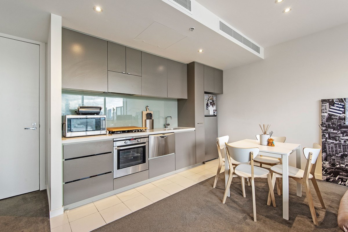 902 / 55 Queens Road MELBOURNE - Residential for sale