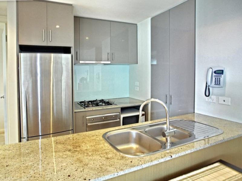 909 / 480 St Kilda Road MELBOURNE - Residential for lease