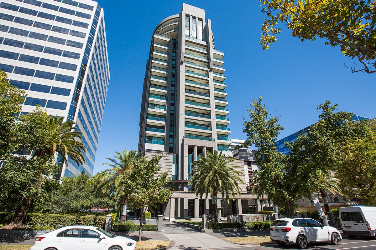 909 / 480 St Kilda Road MELBOURNE - 2 bedroom property