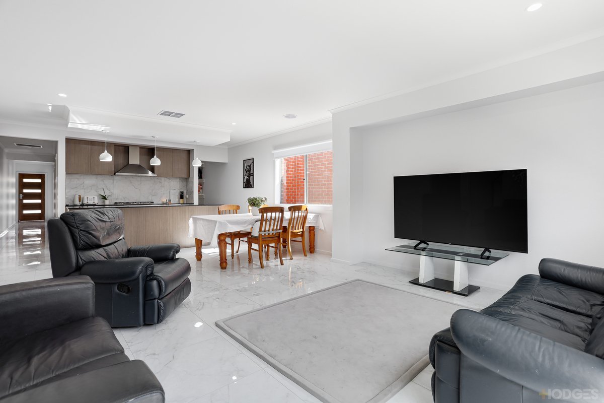 91 Abbeygate Drive Werribee - Residential for sale