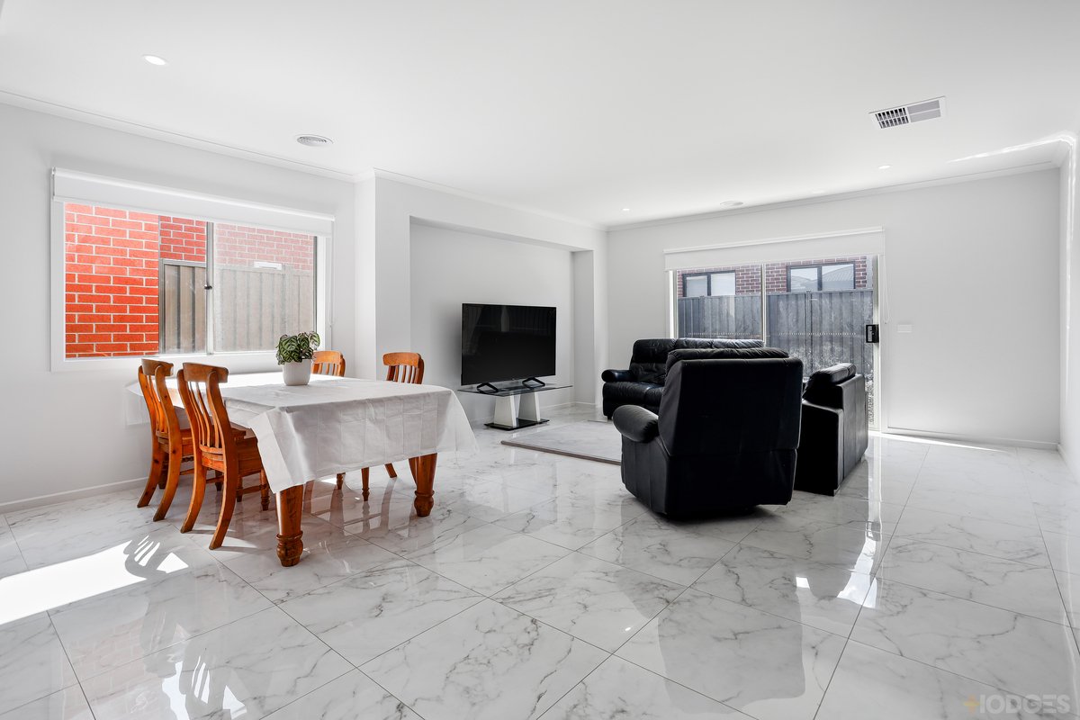 91 Abbeygate Drive Werribee - Residential for sale