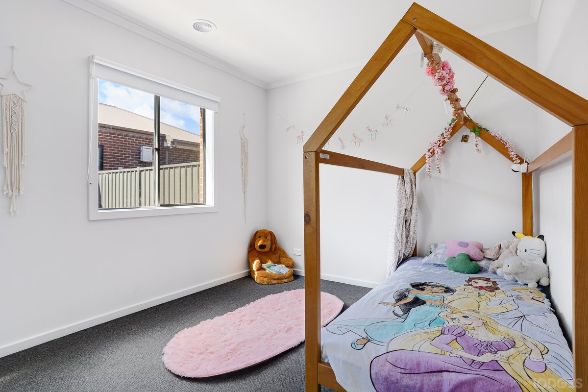 91 Abbeygate Drive Werribee - Residential for sale
