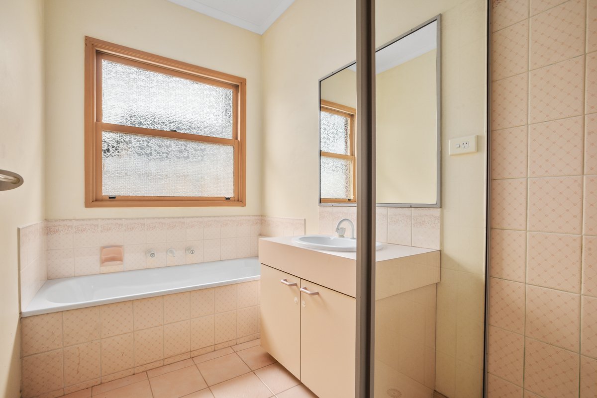 91 Flinders Street Mentone - Residential for lease
