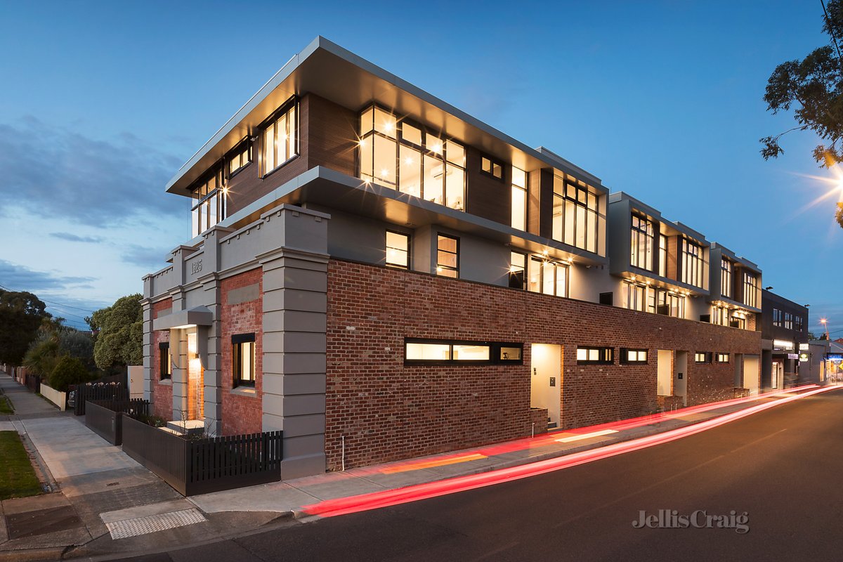 91 Gillies Street, Fairfield, VIC 3078 Townhouse for Sale