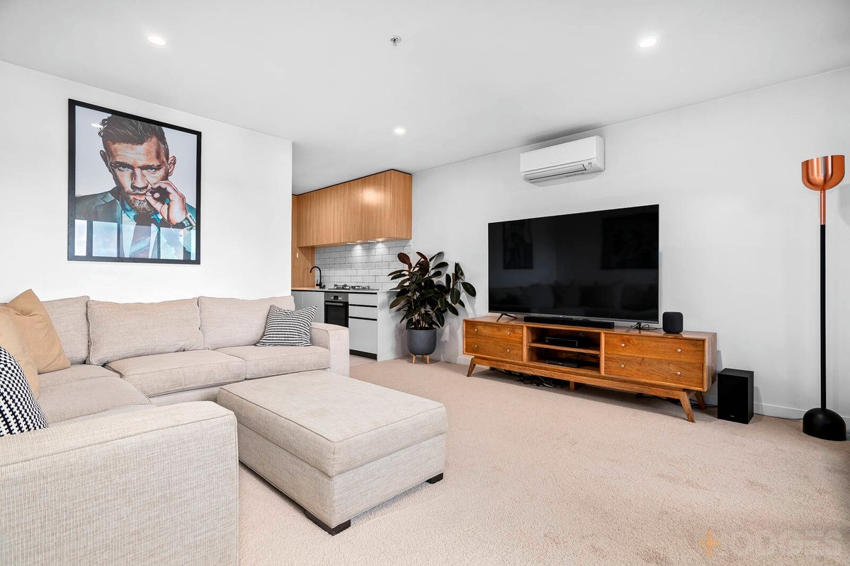 910 / 6 Station Street Moorabbin - Residential for sale