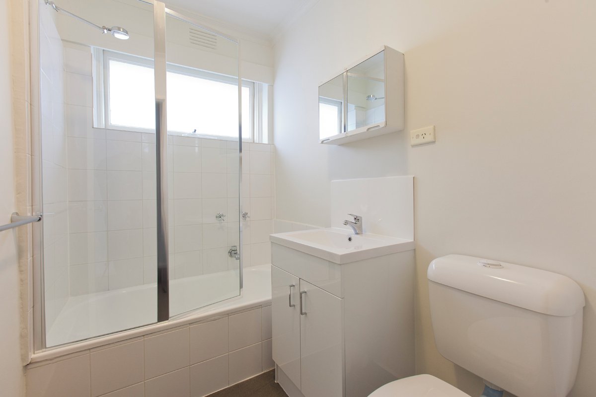 9 / 142 Alexandra Street ST KILDA EAST - Residential for lease