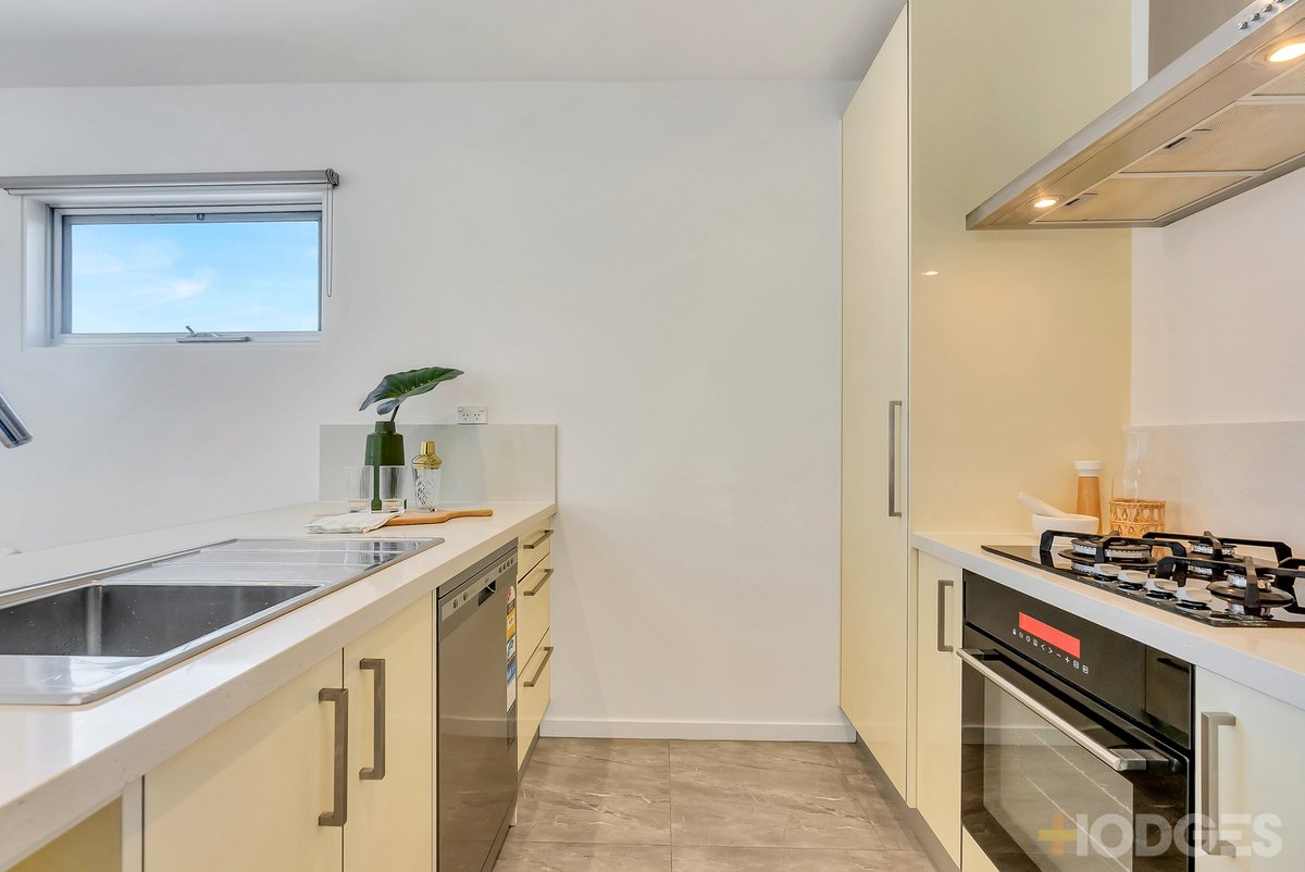 9 / 152 Balcombe Road Mentone - Residential for sale