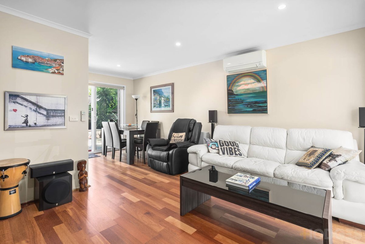 9 / 161-162 Nepean Highway Seaford - Residential for sale