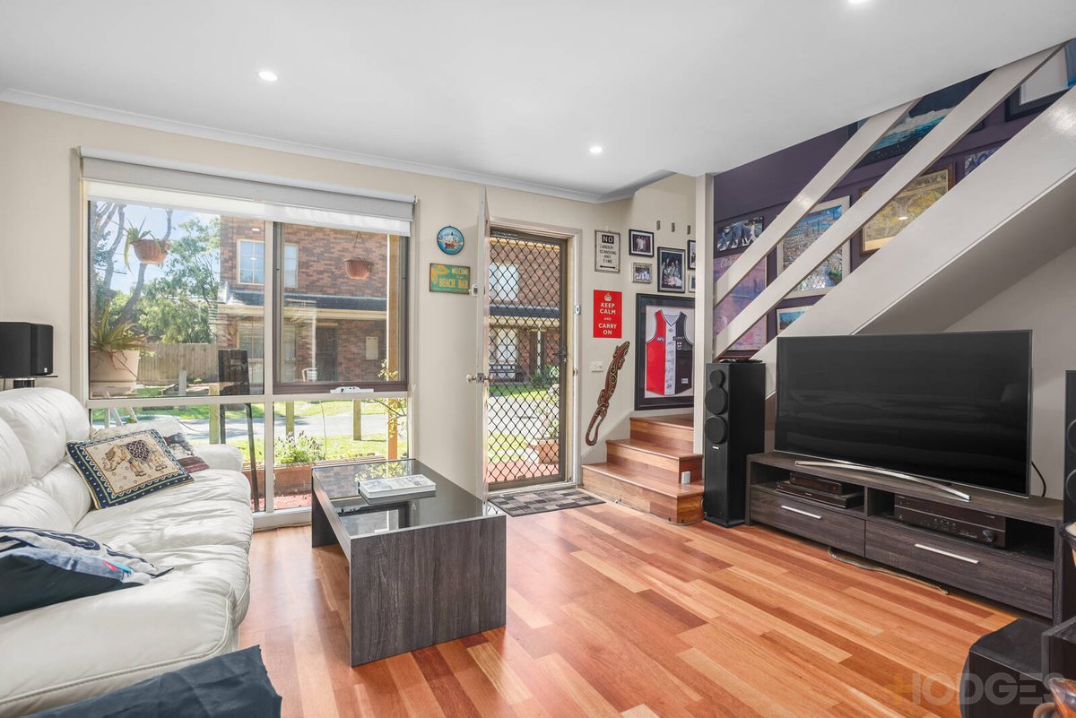 9 / 161-162 Nepean Highway Seaford - Residential for sale