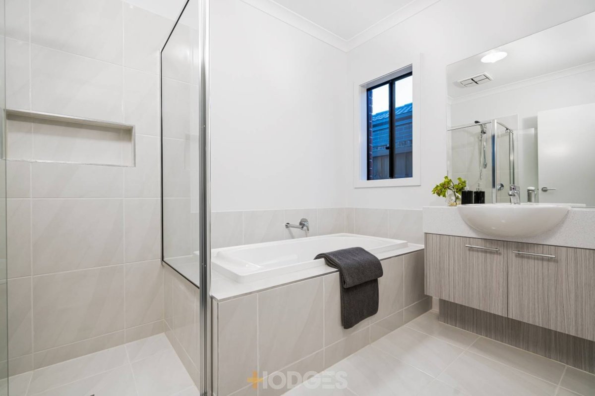 92 Anniversary Avenue Wyndham Vale - Residential for sale